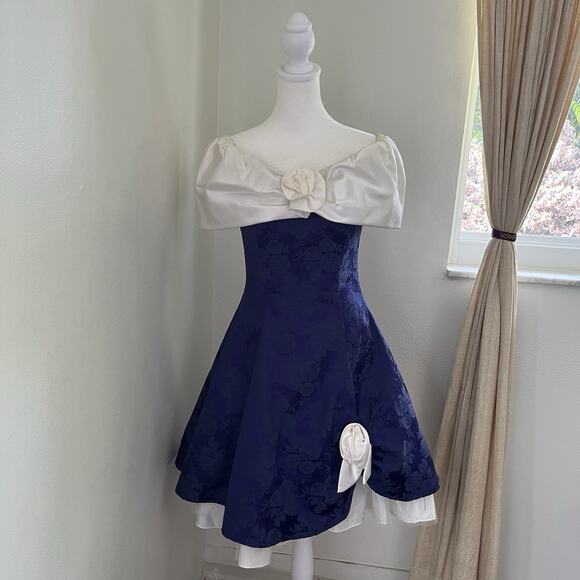 VTG 1980s Notorious Purple And White Prom Cocktail Dress Size 5 Rosette Tulle - Picture 7 of 9